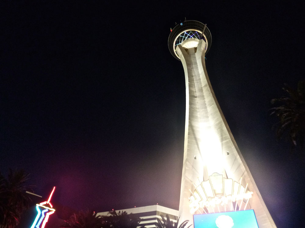 Stratosphere | 00000009651 | hotels - motels, neon, 